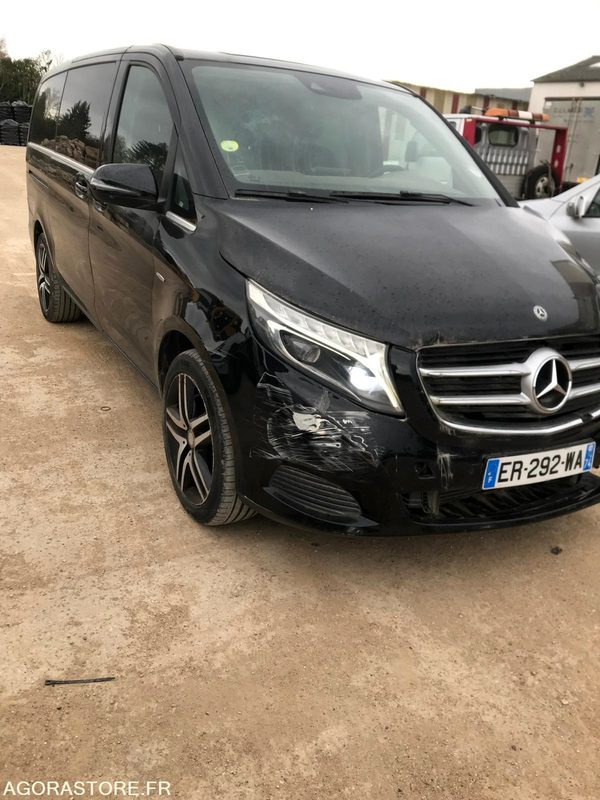 MERCEDES CLASSE V 250cdi 4 MATIC - 2017 / 44100 KM - Mobil: gambar 1 MERCEDES CLASSE V 250cdi 4 MATIC - 2017 / 44100 KM - Mobil: gambar 1
