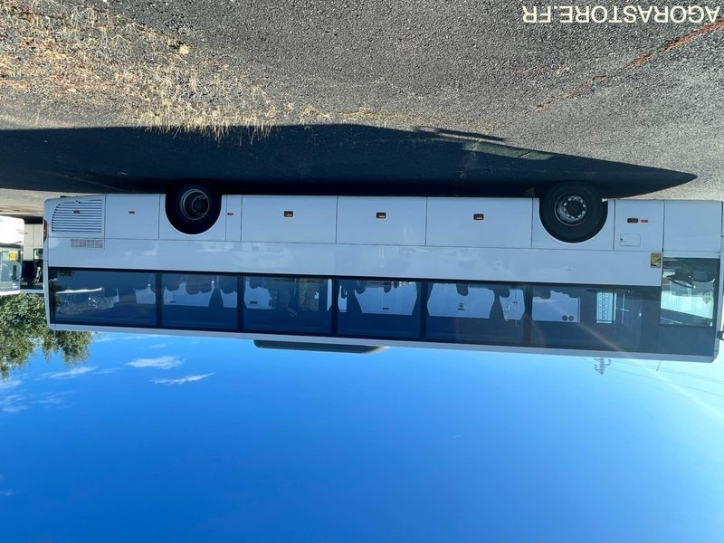 MERCEDES INTOURO N°093301 - Bus mini, Van penumpang: gambar 4 MERCEDES INTOURO N°093301 - Bus mini, Van penumpang: gambar 4