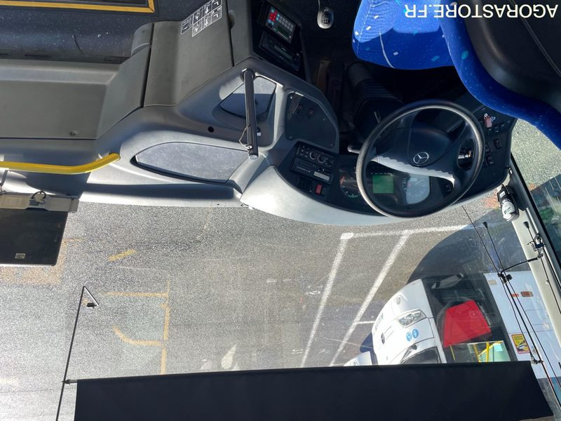 MERCEDES INTOURO N°093301 - Bus mini, Van penumpang: gambar 5 MERCEDES INTOURO N°093301 - Bus mini, Van penumpang: gambar 5