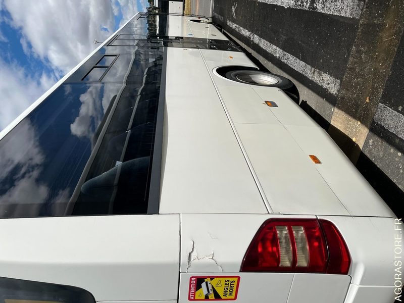 MERCEDES INTOURO N°095034 - Bus mini, Van penumpang: gambar 4 MERCEDES INTOURO N°095034 - Bus mini, Van penumpang: gambar 4