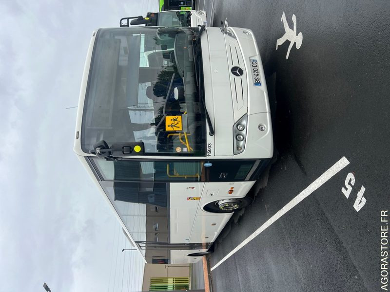 MERCEDES INTOURO N°115003 - VH NON ROULANT - Bus pariwisata: gambar 1 MERCEDES INTOURO N°115003 - VH NON ROULANT - Bus pariwisata: gambar 1