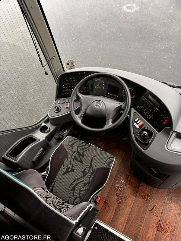 MERCEDES TOURISMO 16 RHD / 13M / 53+1+1+WC+PMR / 592 350KM - Bus pariwisata: gambar 4 MERCEDES TOURISMO 16 RHD / 13M / 53+1+1+WC+PMR / 592 350KM - Bus pariwisata: gambar 4