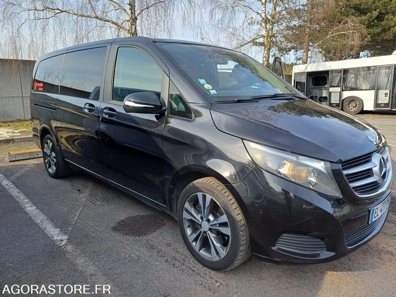 MERCEDES - VIANO - 2014 / 142000 KM - EL471PG - Bus mini, Van penumpang: gambar 2 MERCEDES - VIANO - 2014 / 142000 KM - EL471PG - Bus mini, Van penumpang: gambar 2