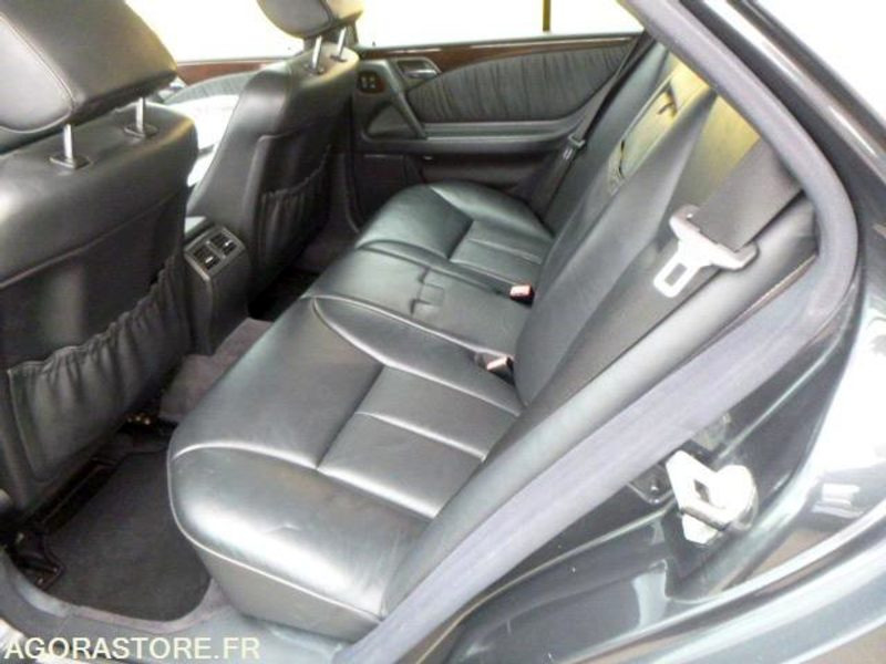 Mobil MERCEDES classe E 420 v8 W210 - 1996 - immatriculation espagnole vente pour pro: gambar 8