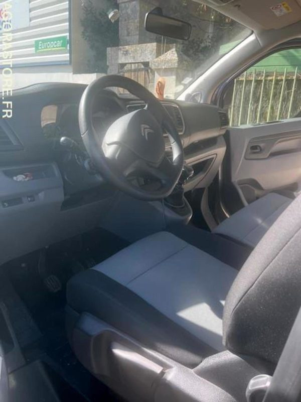 MINIBUS CITROEN JUMPY SPACETOURER 1.5L BHDI - 4 portes - 2019 - 182 000km - Bus mini, Van penumpang: gambar 4 MINIBUS CITROEN JUMPY SPACETOURER 1.5L BHDI - 4 portes - 2019 - 182 000km - Bus mini, Van penumpang: gambar 4