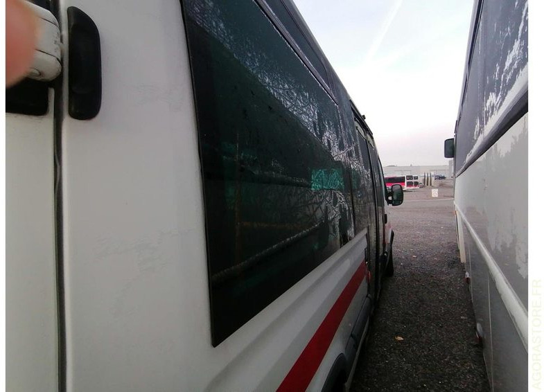 MINIBUS-RENAULT-MASTER-94740 (3102) MEC 2010/356076 KM- BA988TZ - Bus mini, Van penumpang: gambar 5 MINIBUS-RENAULT-MASTER-94740 (3102) MEC 2010/356076 KM- BA988TZ - Bus mini, Van penumpang: gambar 5