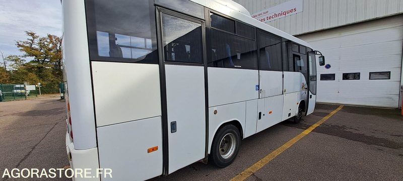 MINICAR-OTOKAR-NAVIGO -2009-310200KMS/AA919XS(10612/152) - Bus mini, Van penumpang: gambar 4 MINICAR-OTOKAR-NAVIGO -2009-310200KMS/AA919XS(10612/152) - Bus mini, Van penumpang: gambar 4