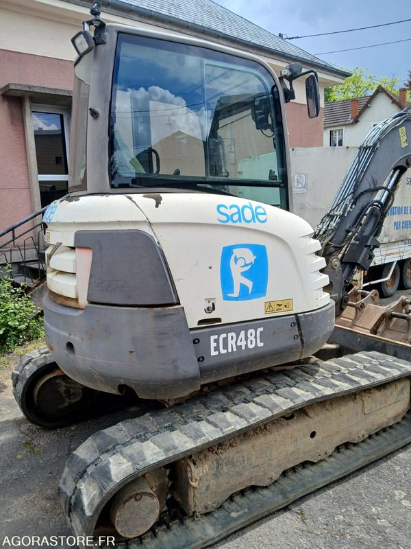 MINNI PELLE VOLVO 5T - 2013 / 4672 HEURES - Ekskavator: gambar 1 MINNI PELLE VOLVO 5T - 2013 / 4672 HEURES - Ekskavator: gambar 1