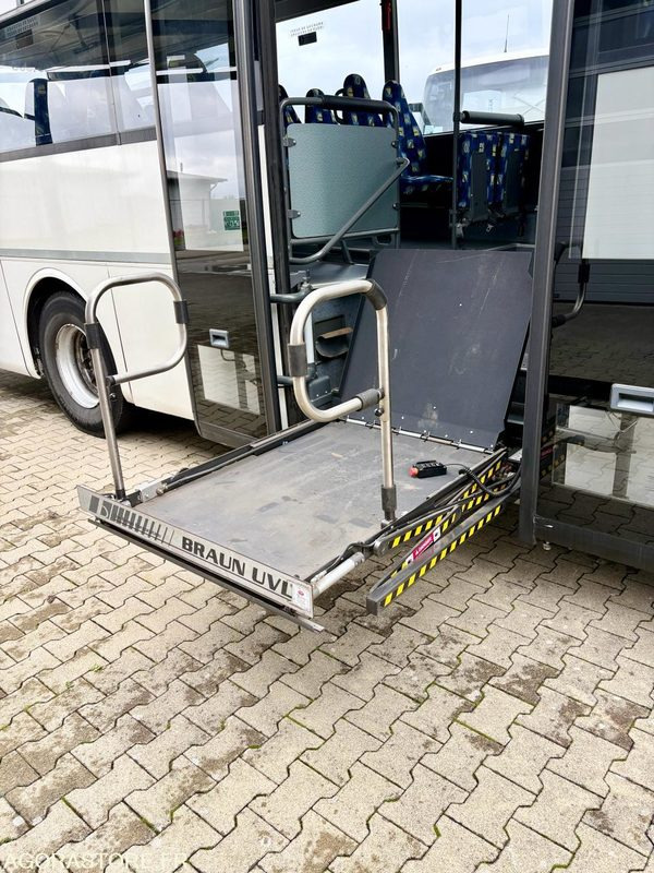 Mercedes Benz Intouro - 2013 - EEV - Bus sekolah: gambar 5 Mercedes Benz Intouro - 2013 - EEV - Bus sekolah: gambar 5