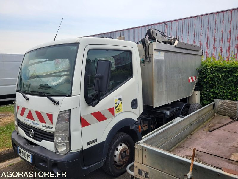 Mini benne à ordures ménagères NISSAN DIESEL AK-906-PP POUR PIECES - Truk sampah: gambar 4 Mini benne à ordures ménagères NISSAN DIESEL AK-906-PP POUR PIECES - Truk sampah: gambar 4