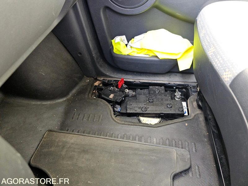 Minibus JUMPY "sans CT" non roulant - Bus mini, Van penumpang: gambar 5 Minibus JUMPY "sans CT" non roulant - Bus mini, Van penumpang: gambar 5