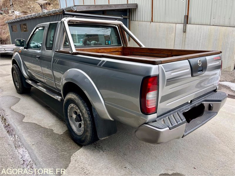 NISSAN NAVARA 4X4 83500 KMS 2003 - Mobil: gambar 2 NISSAN NAVARA 4X4 83500 KMS 2003 - Mobil: gambar 2