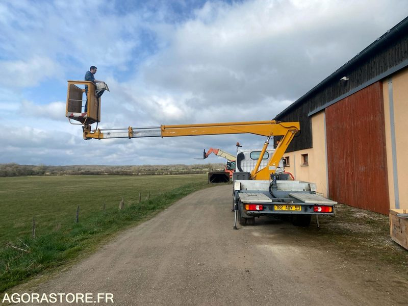 Nacelle Multitel 160 ALU DS monté sur Nissan Cabstar - Platform udara yang dipasang di truk: gambar 4 Nacelle Multitel 160 ALU DS monté sur Nissan Cabstar - Platform udara yang dipasang di truk: gambar 4