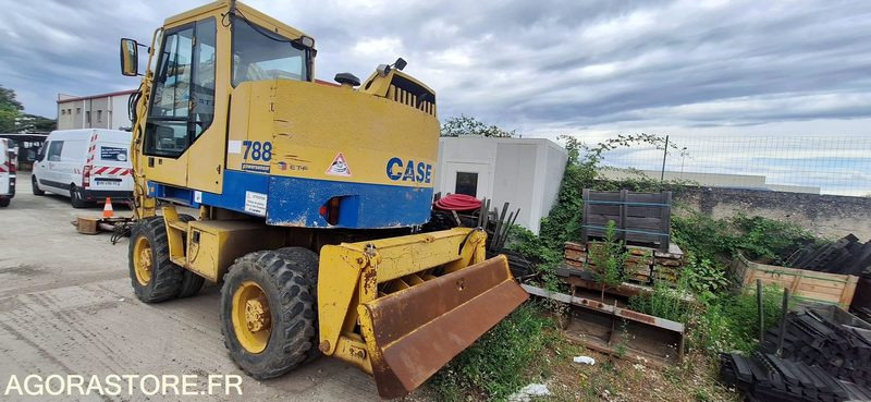 PELLE RAIL / ROUTE - CASE 788 PRR - 1999 / 13858 HEURES (3003381) - Ekskavator roda: gambar 3 PELLE RAIL / ROUTE - CASE 788 PRR - 1999 / 13858 HEURES (3003381) - Ekskavator roda: gambar 3