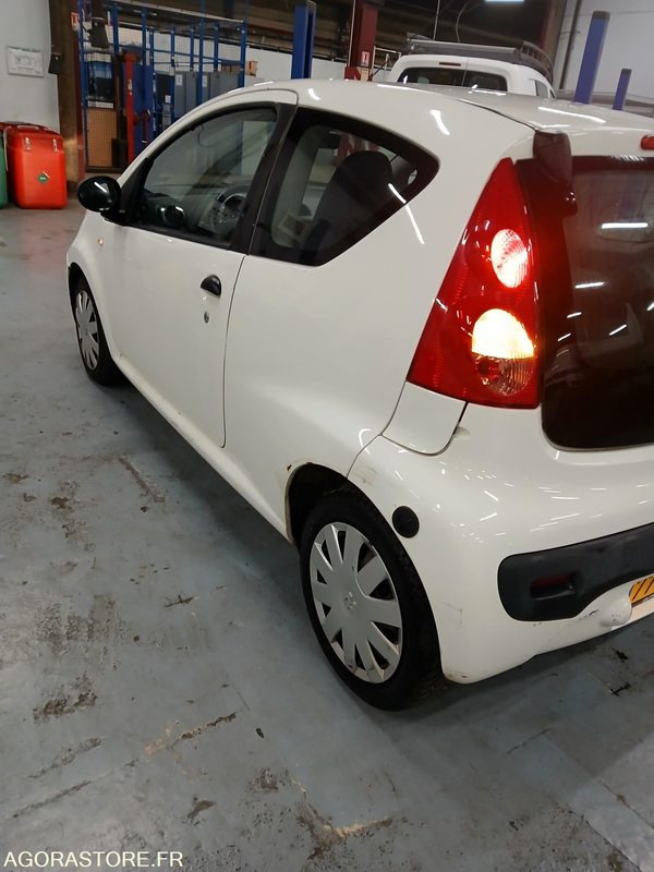 PEUGEOT 107 - 2008 - 142642 KM - Mobil: gambar 3 PEUGEOT 107 - 2008 - 142642 KM - Mobil: gambar 3