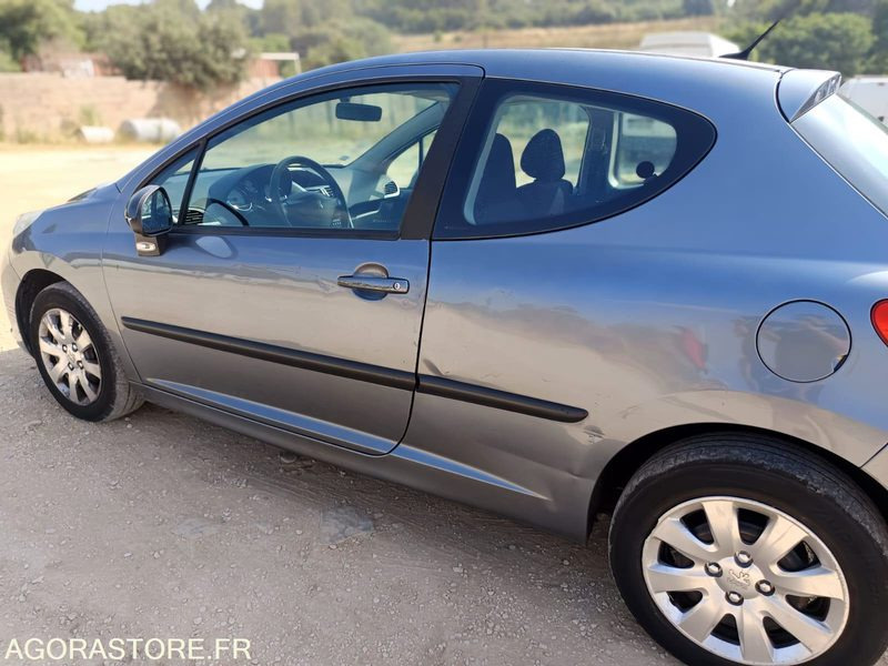 PEUGEOT 207 - 2009 - 235700KMS - Mobil: gambar 3 PEUGEOT 207 - 2009 - 235700KMS - Mobil: gambar 3
