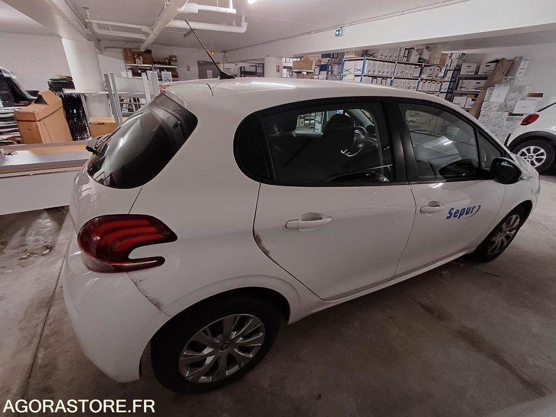 PEUGEOT 208 - 2020 - Véhicule Commercial 2 Places 160408km FR027MH - Mobil: gambar 5 PEUGEOT 208 - 2020 - Véhicule Commercial 2 Places 160408km FR027MH - Mobil: gambar 5