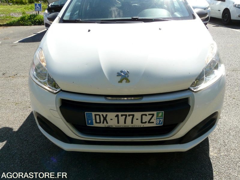 PEUGEOT 208 DX177CZ - Mobil: gambar 1 PEUGEOT 208 DX177CZ - Mobil: gambar 1