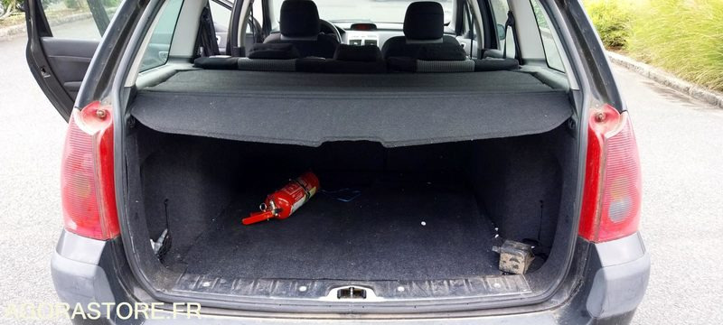 Station wagon PEUGEOT 307 SW: gambar 6