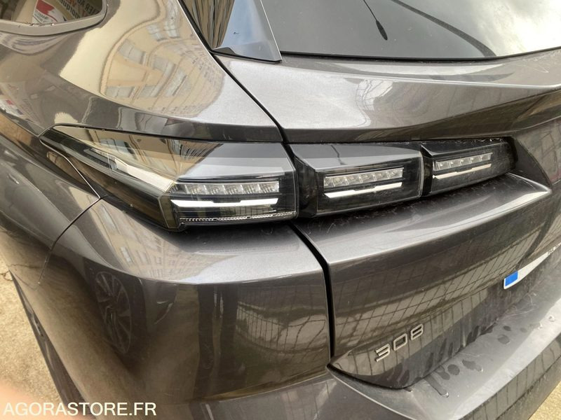PEUGEOT 308 III Active Pack(P5) SW 1.5 BlueHDi EAT8 130 cv Boîte auto Pas de TVA - Station wagon: gambar 5 PEUGEOT 308 III Active Pack(P5) SW 1.5 BlueHDi EAT8 130 cv Boîte auto Pas de TVA - Station wagon: gambar 5