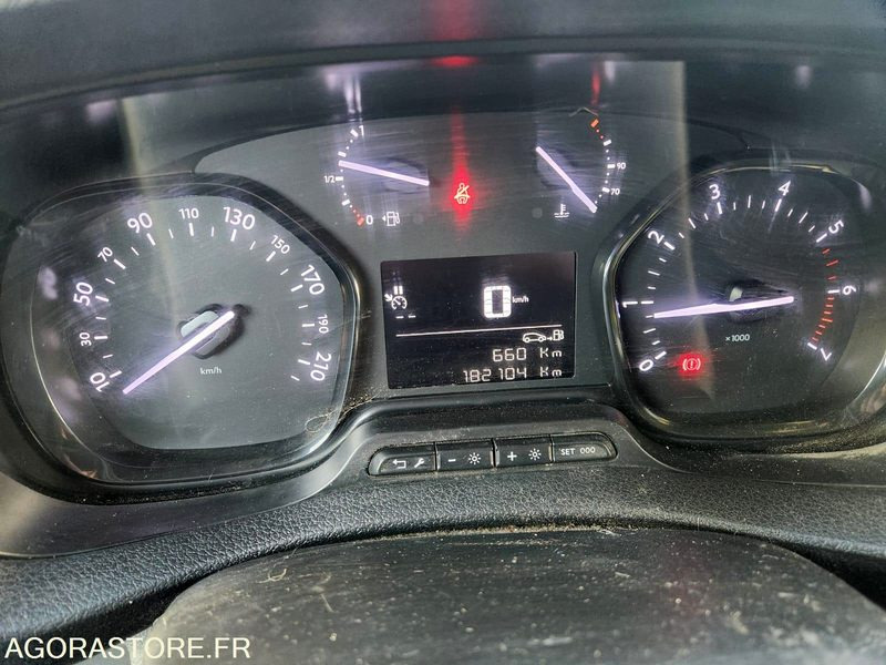 PEUGEOT EXPERT 1.5 BLUEHDI 120 - 2021 - 182104 km - Van panel: gambar 3 PEUGEOT EXPERT 1.5 BLUEHDI 120 - 2021 - 182104 km - Van panel: gambar 3