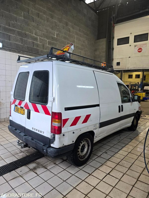 PEUGEOT EXPERT - Van kecil: gambar 1 PEUGEOT EXPERT - Van kecil: gambar 1