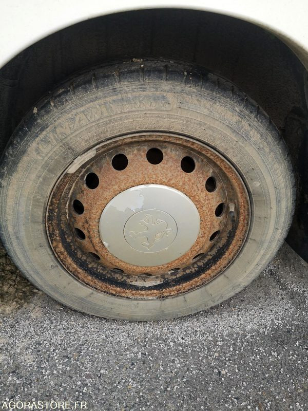 PEUGEOT FRIGORIFIQUE - Van berpendingin: gambar 5 PEUGEOT FRIGORIFIQUE - Van berpendingin: gambar 5