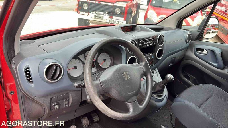 PEUGEOT PARTNER 172 474 Kms - 2010- BE-244-ZV - Van kecil: gambar 2 PEUGEOT PARTNER 172 474 Kms - 2010- BE-244-ZV - Van kecil: gambar 2
