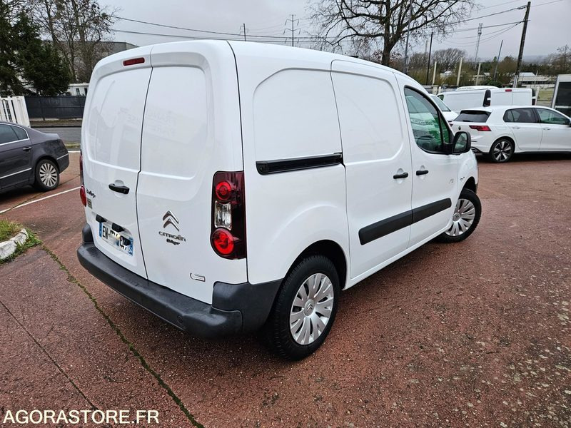 PEUGEOT PARTNER ÉLECTRIQUE 3 PLACES GPS CLIM - 2017 - 23300KMS - Van kecil, Van listrik: gambar 2 PEUGEOT PARTNER ÉLECTRIQUE 3 PLACES GPS CLIM - 2017 - 23300KMS - Van kecil, Van listrik: gambar 2