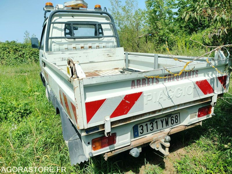 PIAGGIO PORTER - Van jungkit: gambar 4 PIAGGIO PORTER - Van jungkit: gambar 4