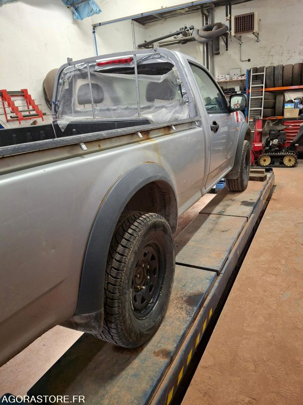 PICK UP D MAX   ISUZU - Truk pikap: gambar 4 PICK UP D MAX   ISUZU - Truk pikap: gambar 4