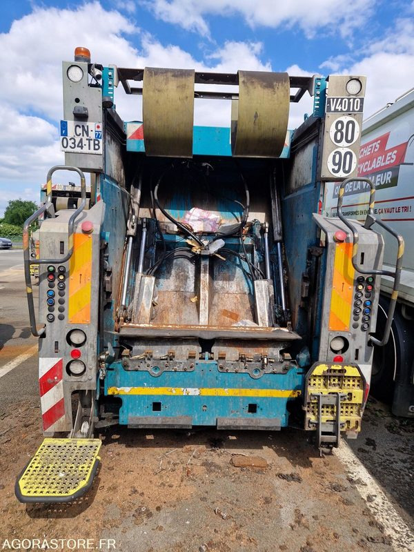 PORTEUR BOM 12T DAF FAUN - 2012 - Truk sampah: gambar 4 PORTEUR BOM 12T DAF FAUN - 2012 - Truk sampah: gambar 4