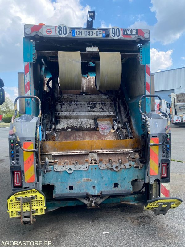 PORTEUR BOM 16T RENAULT FAUN - 252385km- 2012 (4008) - Truk sampah: gambar 3 PORTEUR BOM 16T RENAULT FAUN - 252385km- 2012 (4008) - Truk sampah: gambar 3