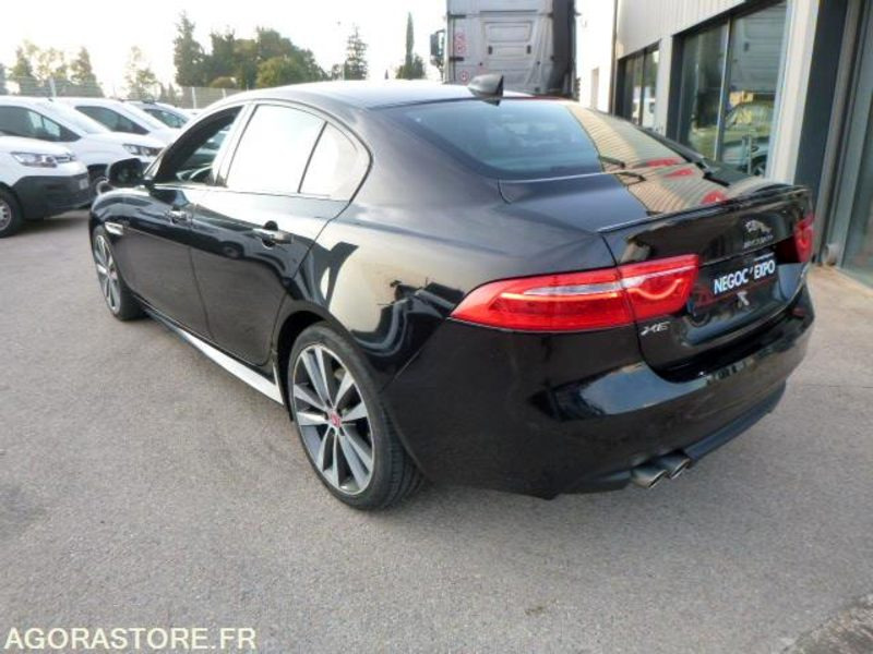 PRIX TTC 0% TVA - JAGUAR XE 2.0 180CV R SPORT AWD - 2016 - 160 000km - Mobil: gambar 3 PRIX TTC 0% TVA - JAGUAR XE 2.0 180CV R SPORT AWD - 2016 - 160 000km - Mobil: gambar 3