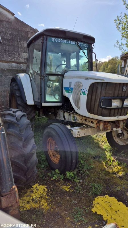 JHON DEERE M6220 - 2004 - Peralatan lainnya: gambar 4 JHON DEERE M6220 - 2004 - Peralatan lainnya: gambar 4
