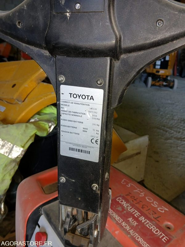 Transpalette électrique TOYOTA LWE130 - Peralatan lainnya: gambar 3 Transpalette électrique TOYOTA LWE130 - Peralatan lainnya: gambar 3