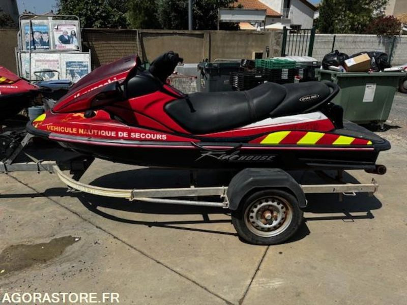 Vendu SANS REMORQUE - Jet ski Kawasaki stx 15f "Grec 2" - Peralatan lainnya: gambar 3 Vendu SANS REMORQUE - Jet ski Kawasaki stx 15f "Grec 2" - Peralatan lainnya: gambar 3