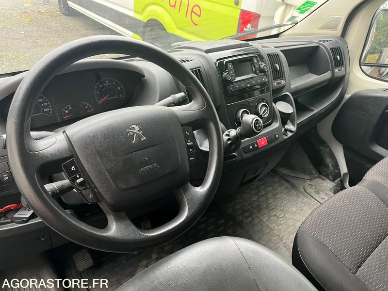 Peugeot Boxer 165CV L2H2 avec Hayon et Galerie - 2023 - 90000 Kms - Van panel: gambar 4 Peugeot Boxer 165CV L2H2 avec Hayon et Galerie - 2023 - 90000 Kms - Van panel: gambar 4