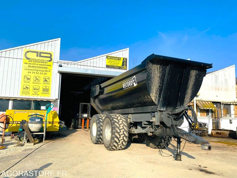 REMORQUE BENNE TP AGRICOLE RECORD TP17 - Année 2009 - Semi-trailer jungkit: gambar 1 REMORQUE BENNE TP AGRICOLE RECORD TP17 - Année 2009 - Semi-trailer jungkit: gambar 1