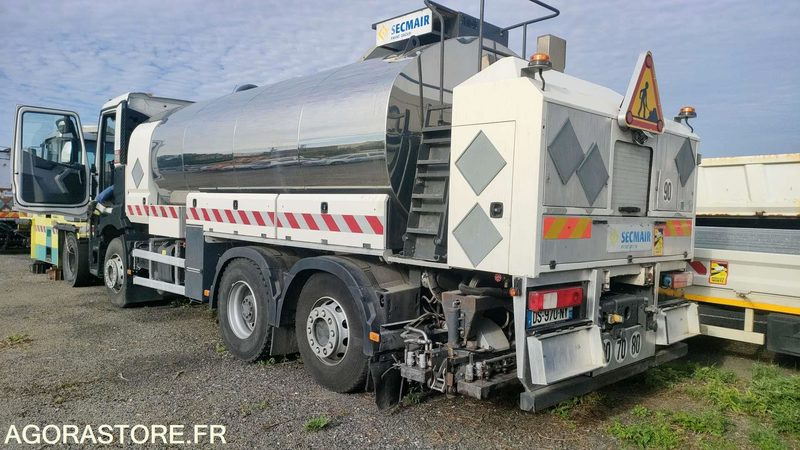 RENAULT C380 - 2015 - 56483 KM - Aspal sprayer: gambar 3 RENAULT C380 - 2015 - 56483 KM - Aspal sprayer: gambar 3