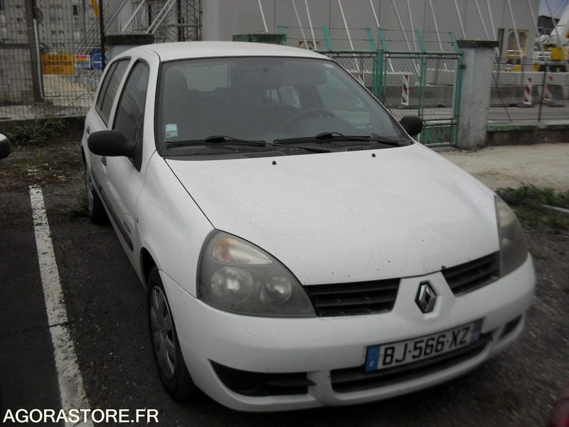 RENAULT CLIO 1.5 DCI 5 PORTES - Mobil: gambar 1 RENAULT CLIO 1.5 DCI 5 PORTES - Mobil: gambar 1