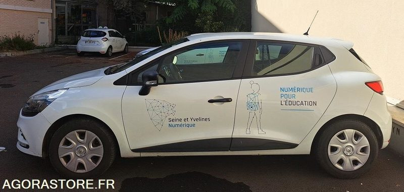 RENAULT - CLIO - 2018 - 79 000 KM - Mobil: gambar 3 RENAULT - CLIO - 2018 - 79 000 KM - Mobil: gambar 3