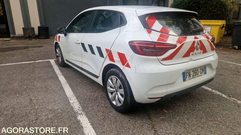 RENAULT CLIO V - 2020 - 128120 KM (FN-260-CM) - Mobil: gambar 3 RENAULT CLIO V - 2020 - 128120 KM (FN-260-CM) - Mobil: gambar 3