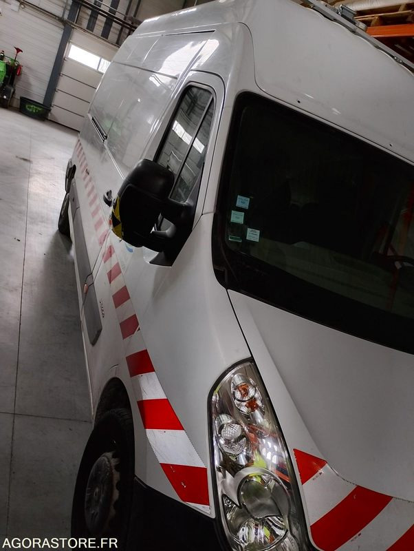 RENAULT FOURGON - Van jungkit: gambar 3 RENAULT FOURGON - Van jungkit: gambar 3