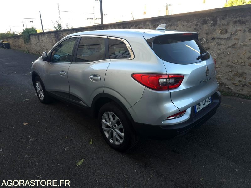 RENAULT KADJAR 1.5 DCI - 2021 - 145500 KM - Mobil SUV: gambar 4 RENAULT KADJAR 1.5 DCI - 2021 - 145500 KM - Mobil SUV: gambar 4