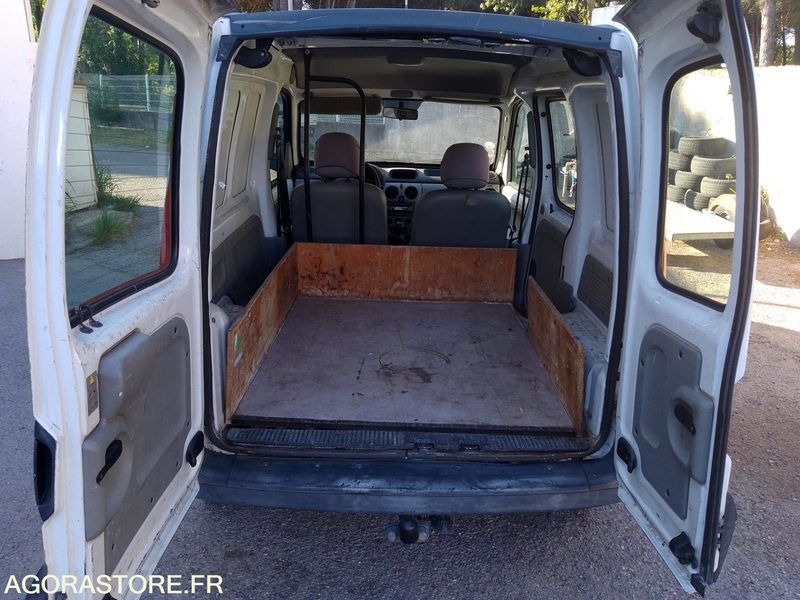 RENAULT KANGOO 1 Phase2 96470 kms 2004 - Van kecil: gambar 5 RENAULT KANGOO 1 Phase2 96470 kms 2004 - Van kecil: gambar 5