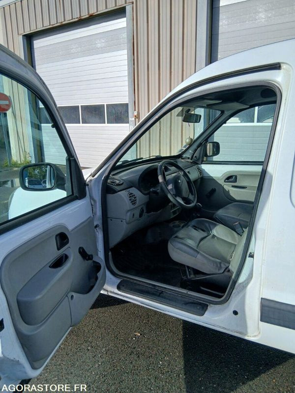 RENAULT KANGOO - 2007 - 159649km - Van kecil: gambar 5 RENAULT KANGOO - 2007 - 159649km - Van kecil: gambar 5