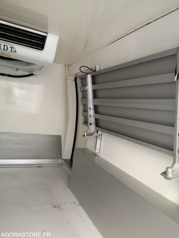 Van kecil RENAULT KANGOO FRIGORIFIQUE: gambar 6