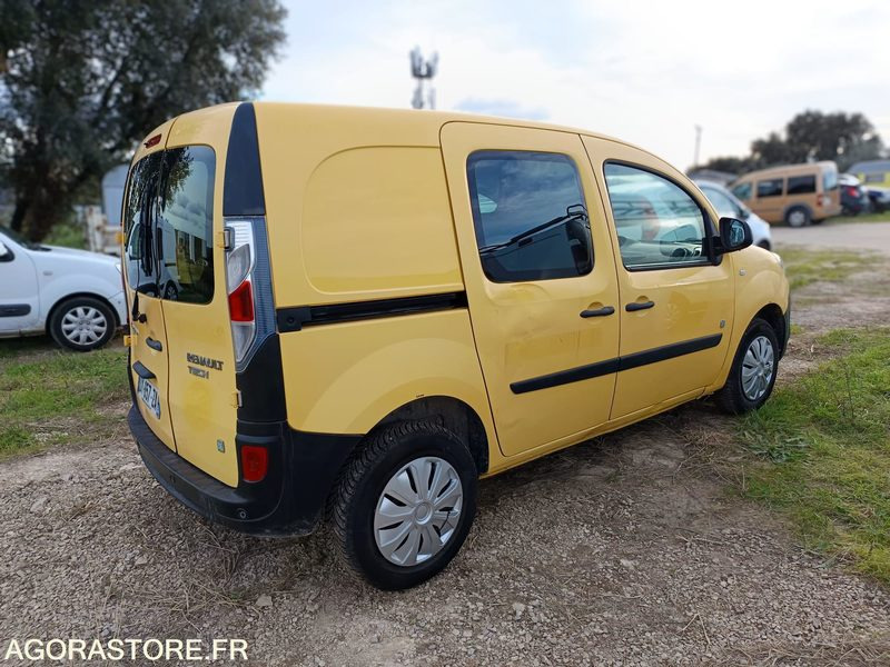 RENAULT KANGOO II ZE ELECTRIQUE - 2016 -73850KMS - Van kecil, Van listrik: gambar 4 RENAULT KANGOO II ZE ELECTRIQUE - 2016 -73850KMS - Van kecil, Van listrik: gambar 4