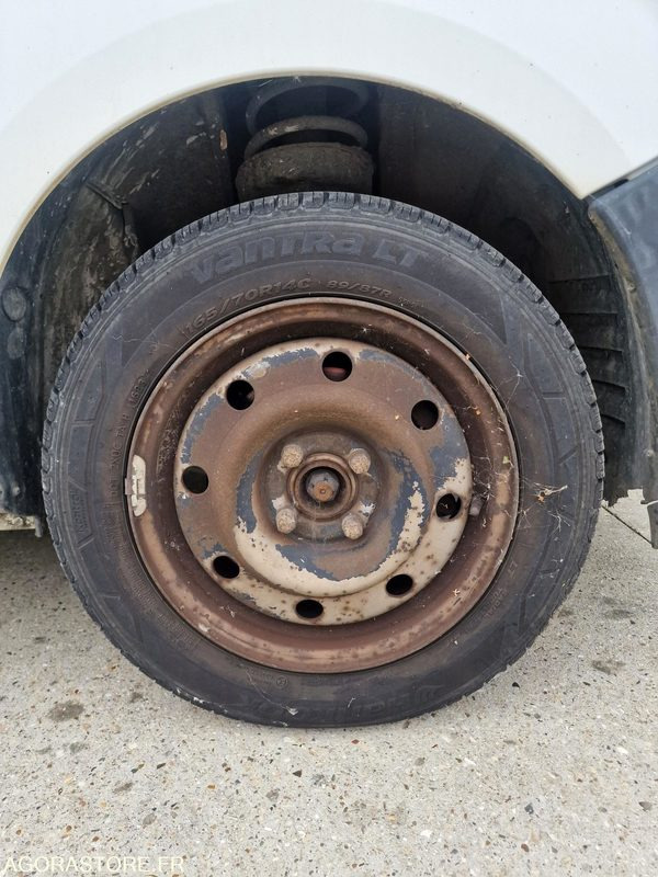 Van kecil RENAULT KANGOO - LOT N°2: gambar 20 Van kecil RENAULT KANGOO - LOT N°2: gambar 20